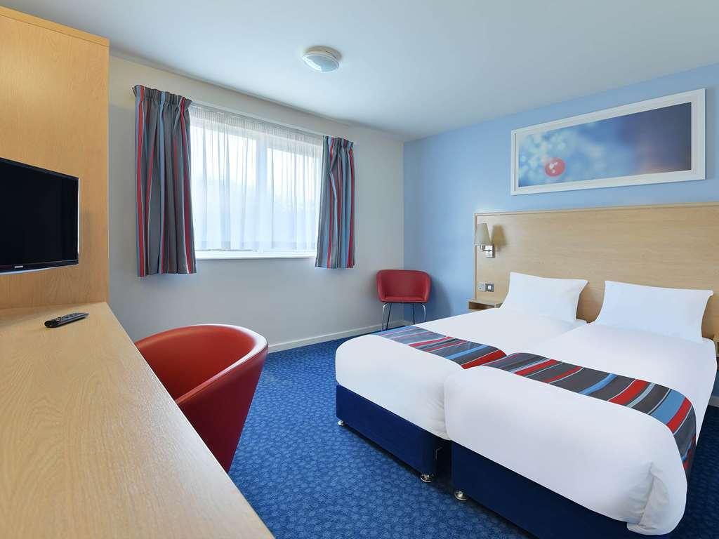 Travelodge Glasgow Airport Hotel Habitación foto