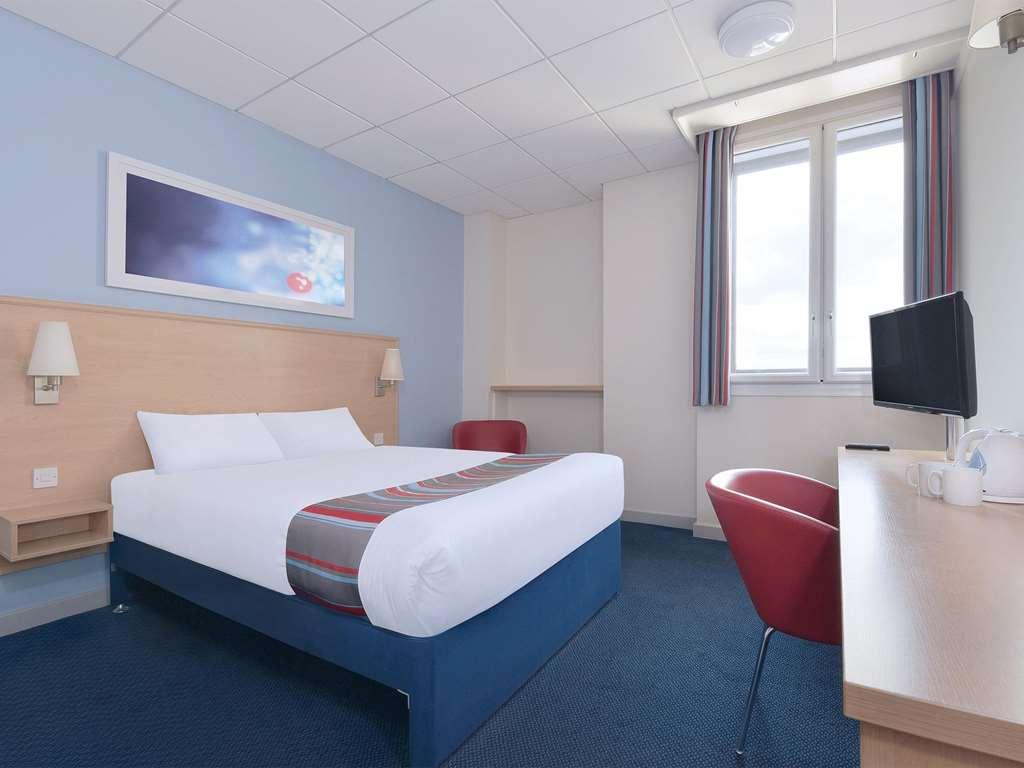 Travelodge Glasgow Airport Hotel Habitación foto